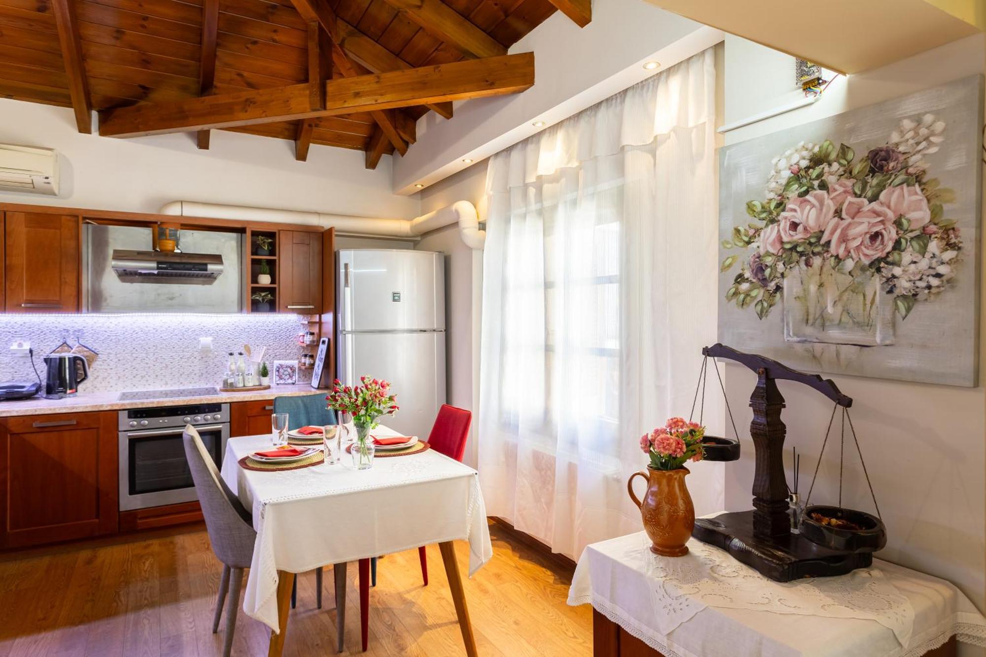 Lito'S Central Gem - Cozy Dream Getaway Kalamata Eksteriør billede