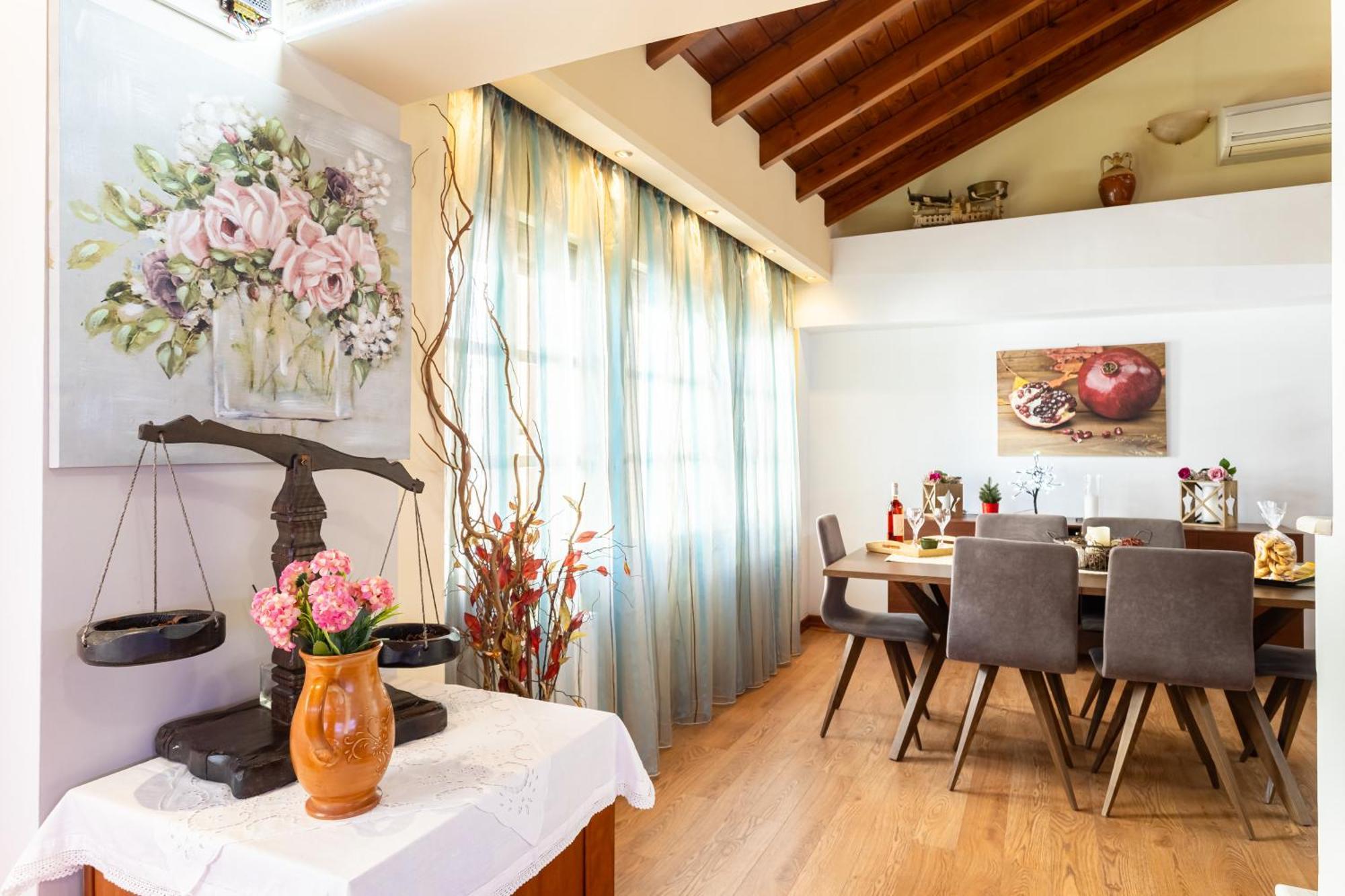 Lito'S Central Gem - Cozy Dream Getaway Kalamata Eksteriør billede